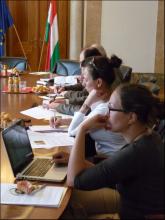 Háttérbeszélgetés3