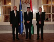 Megbízólevél átadás